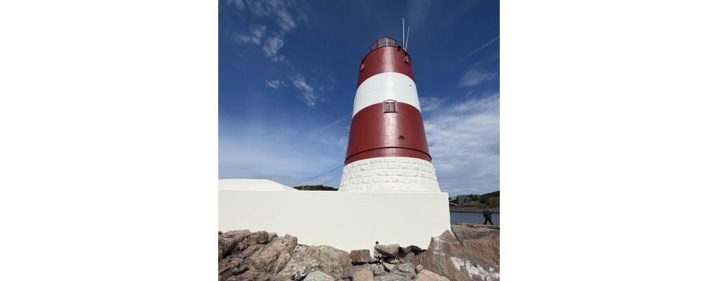 Een Noorse vuurtoren gerenoveerd met RD-Elastoflex